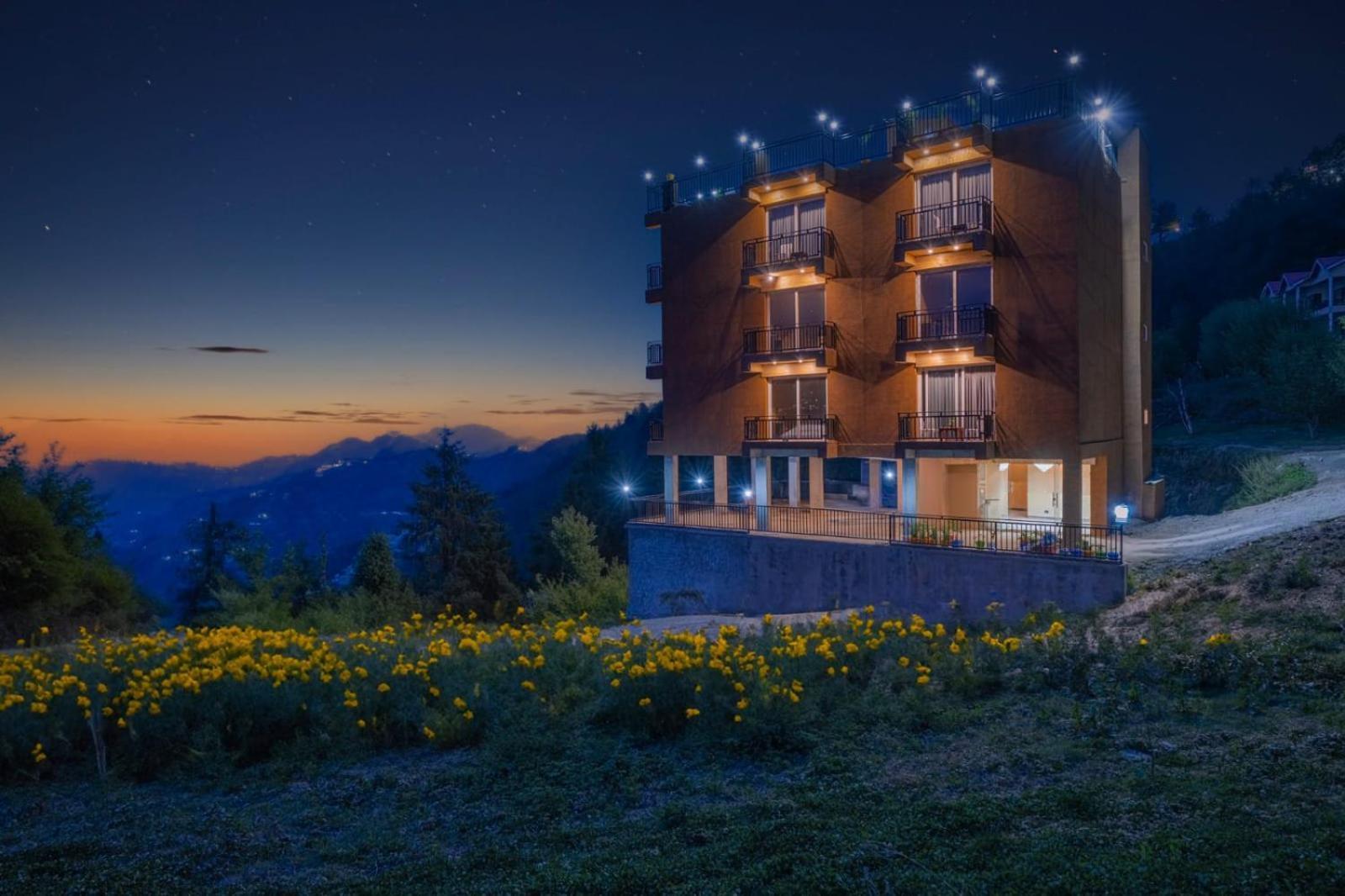 The Countryside Retreat I Vacations I Conference I Mice I Family Events I Open Air Terrace I Sky Bonfire I Kufri By Exotic Stays Shimla Ngoại thất bức ảnh